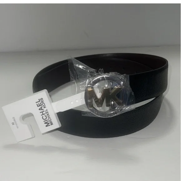 MICHAEL KORS MK Logo Twist Reversible Genuine LEATHER Black & Brown Belt.NWT